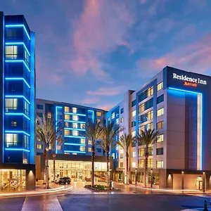 https://residence-inn-by-marriott-at-anaheim-resort-convention-center.topanaheimhotels.com