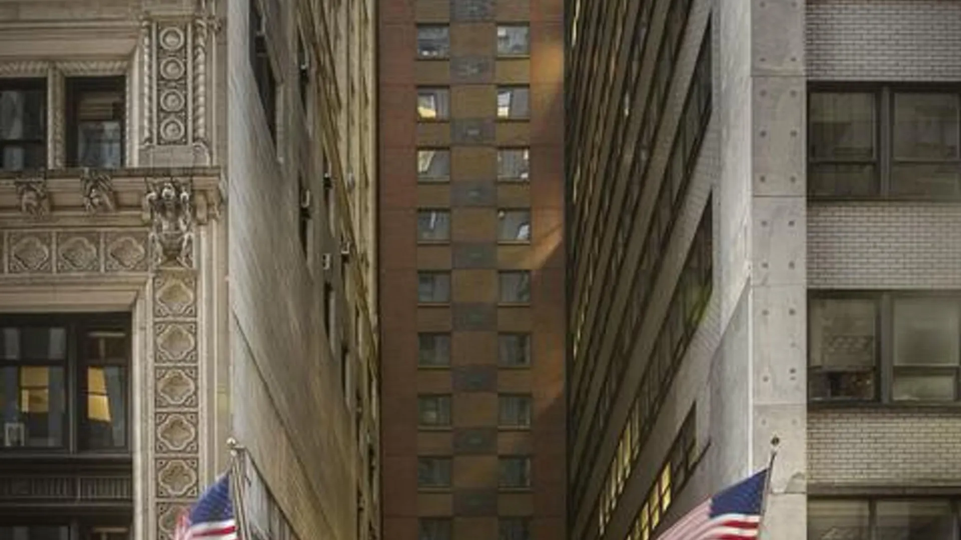 Courtyard New York Manhattan/Times Square 3*,